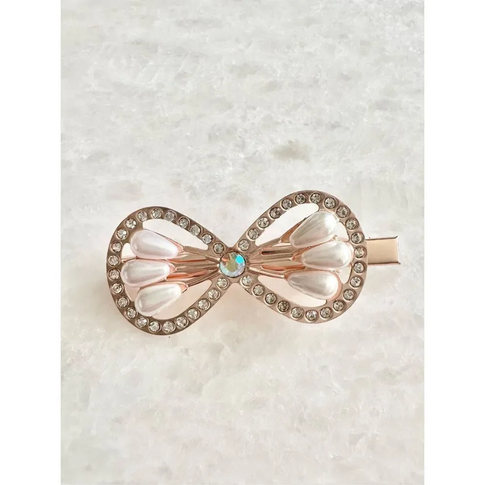 Rose gold rhinestone and faux pearl hair clip